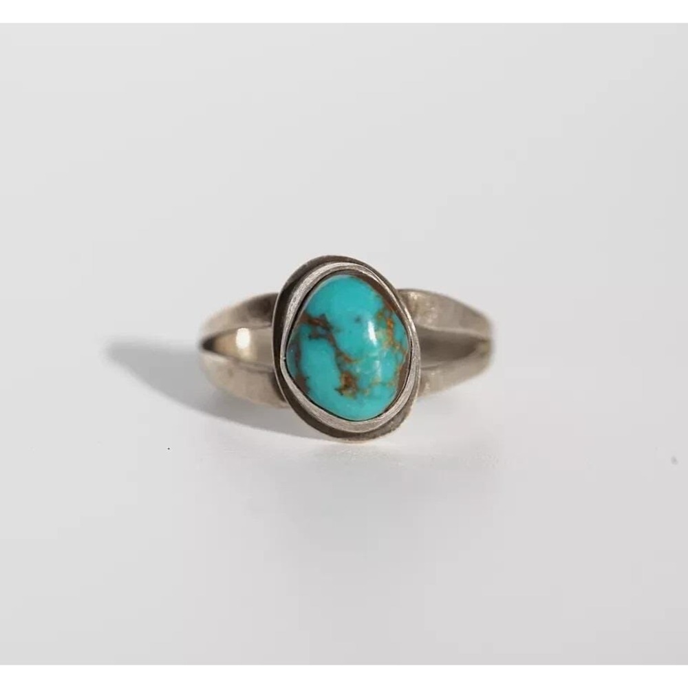 Signed MG Native American Indian Sterling SIlver Turqiouse Ring -‎ Size 6.75